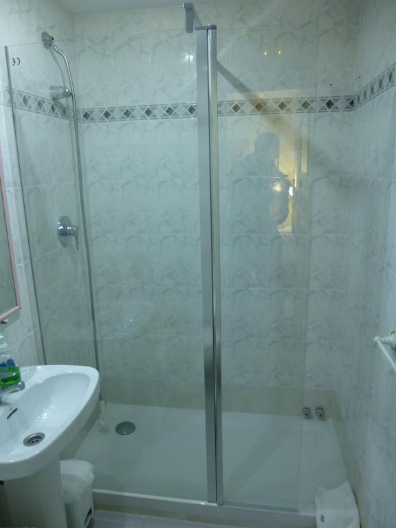 Pension Areeta Portugalete Ruang foto